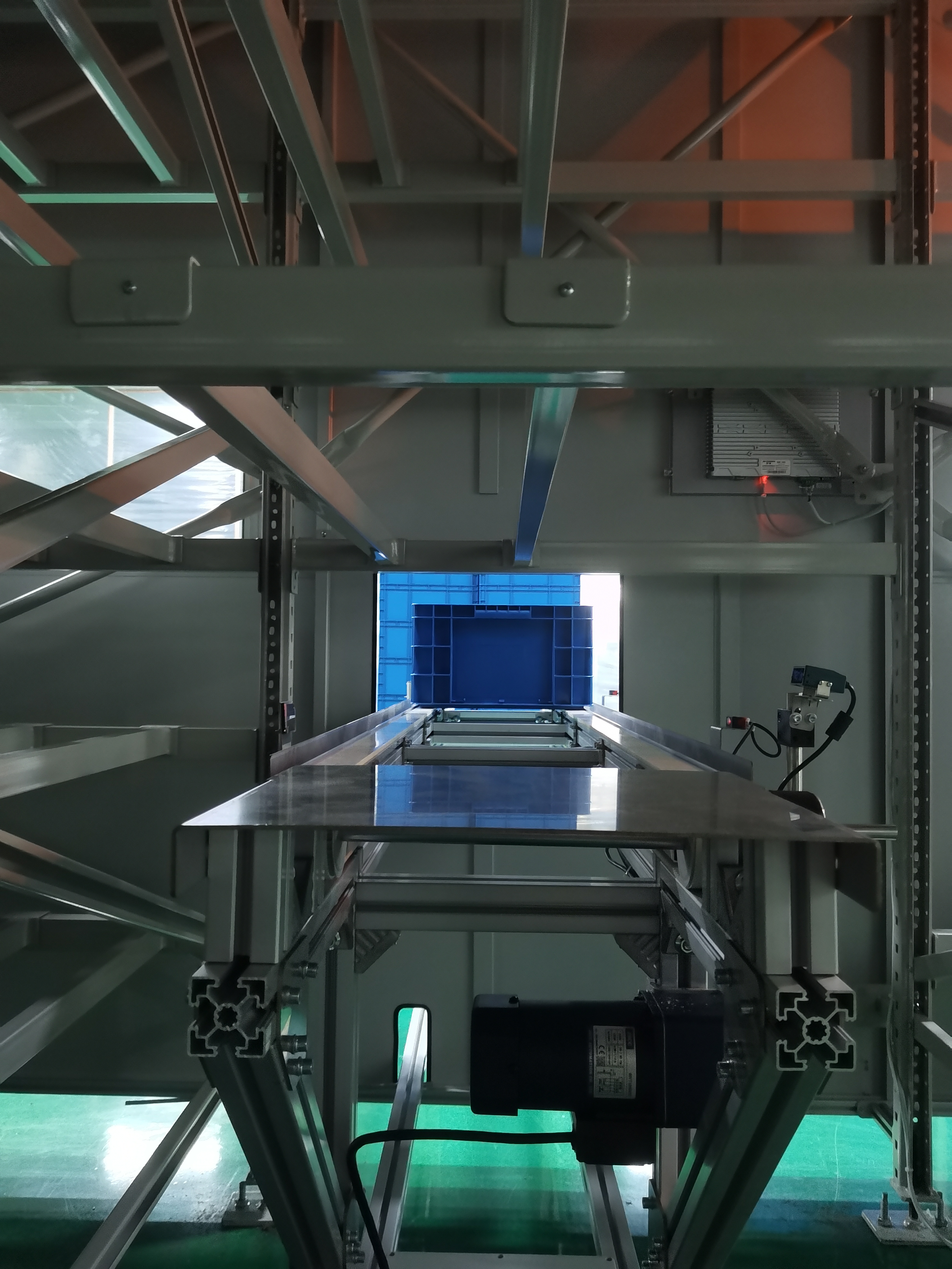 智能立体仓储设备厂家：构建高效仓储新方式